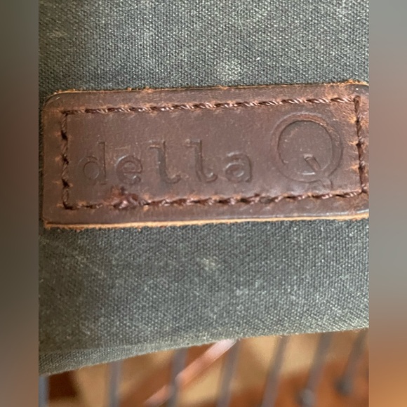 della Q Distressed Leather & Coated Canvas Knitters Makers Messenger Bag - Picture 5 of 15